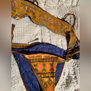 Aeri Reversible Bikini
